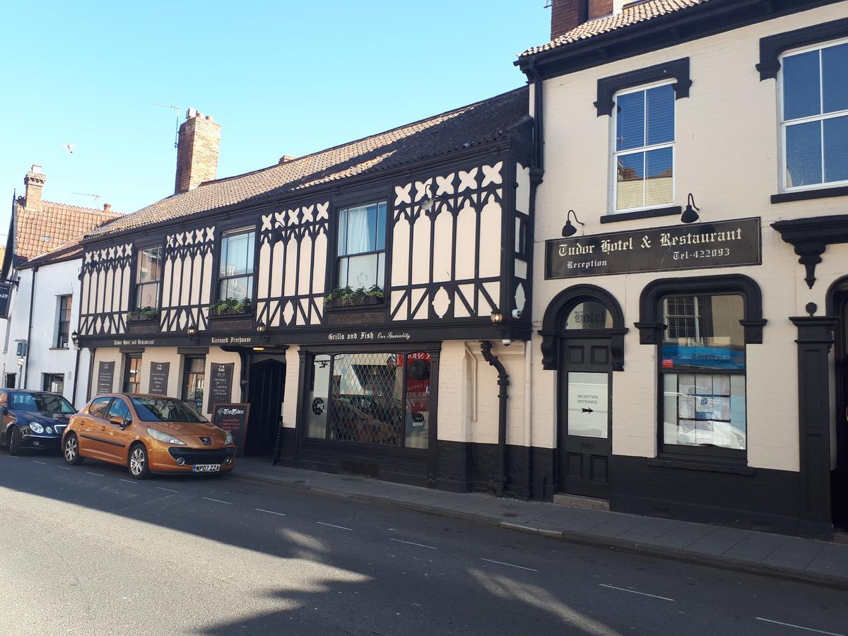 The Tudor Hotel Бриджвота Экстерьер фото